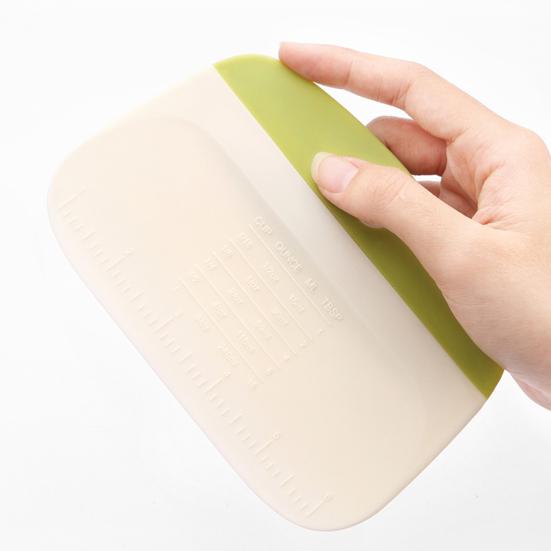 Skrobak do ciasta z miarką Bez BPA Można myć w zmywarce Wielofunkcyjny nóż do ciasta Chleb Ciasto Pizza Jedzenie Narzędzia kuchenne do pieczenia