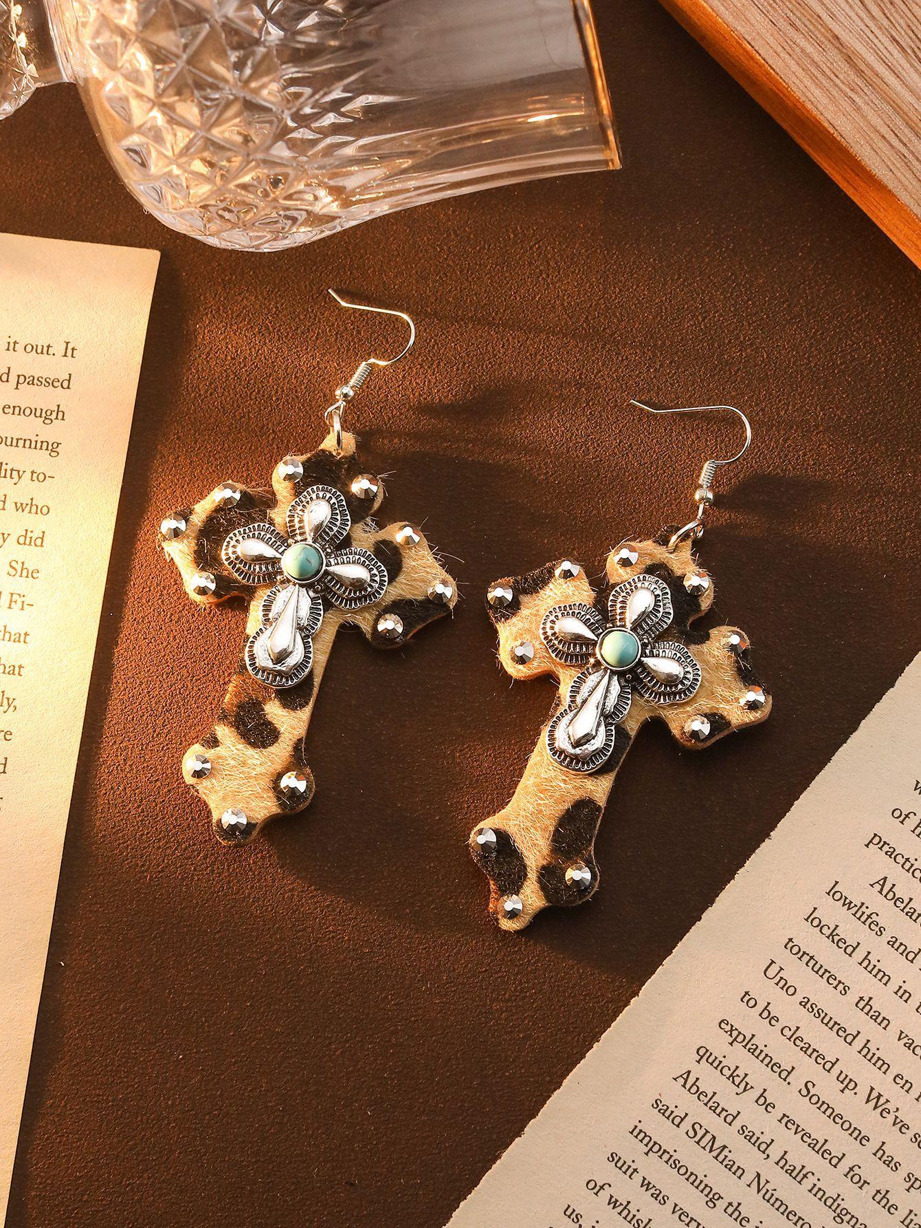 

Bohemian Cross Leopard Print Earrings, High-End Retro Fashion Earrings, Diamond-Set Turquoise Earrings.