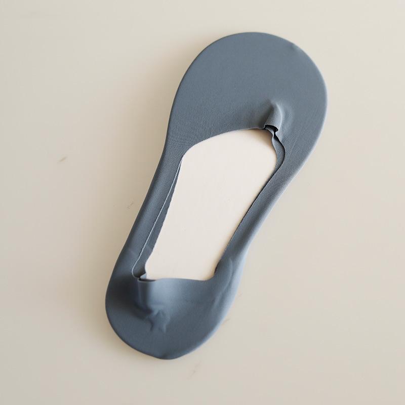 Socks Invisible Socks Summer Thin Ice Silk Socks Shallow Mouth Low Top Silicone Non-Slip Boat Socks Skin-Friendly And Soft