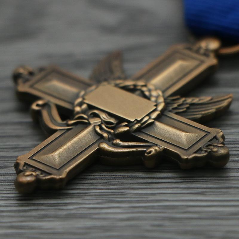 Medal of Honor for Heroic Acts of the American Eagle, Distinguished Service Cross, Commemorative Medal, Christmas gift, Stocking stuffers