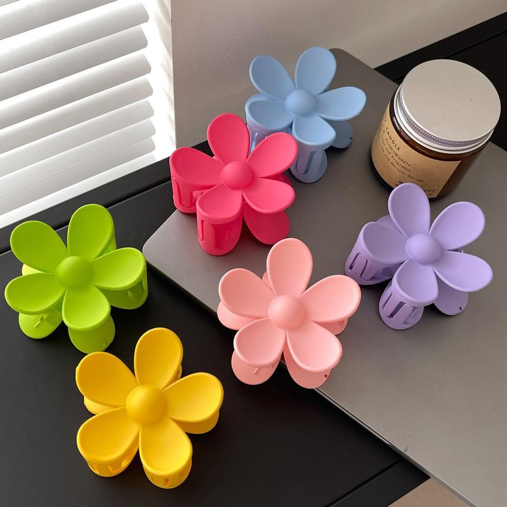 1pc Candy Color Flower Clip Back of the Head Hair Clip Simple Temperament Hair Bun Clip High Ponytail Shark Clip