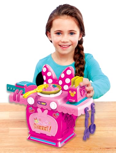 Minnie Mouse Deluxe Kitchen Set, Clay Play Set, Cooking Toy, Disney Gift for Girls, Ages 4 and Up