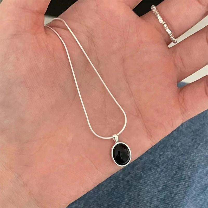 Silver Color Oval Aquamarine Pendant Necklace Ladies Girls Luxury Snake Chain Necklace Fashion Jewelry Gifts For Women 2026 New