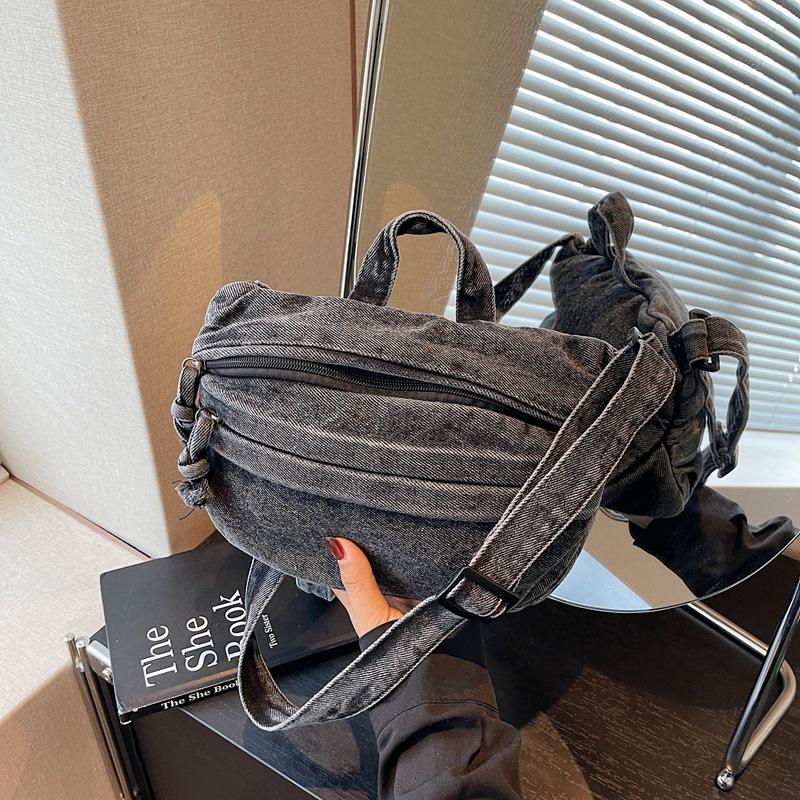 Tooling style denim bag women's new fashion commuter handbag summer texture shoulder messenger bag
