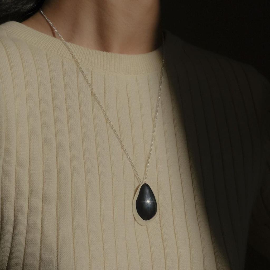 Niche Design Feng Shui Drop-Shaped Pendant Necklace High-End Sense Simple Temperament Necklace Women