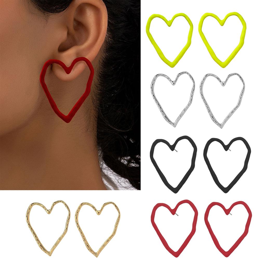 Hollow Heart Studs Earrings Creative Ear Accessory Heart Ear Studs Suitable for Teens Youthful Fashion Lovers Present