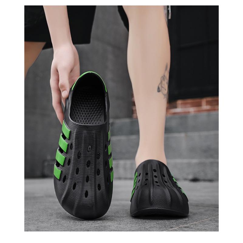 Men's Breathable Clogs Hollow-out Non-slip Casual Slip-on Sandals