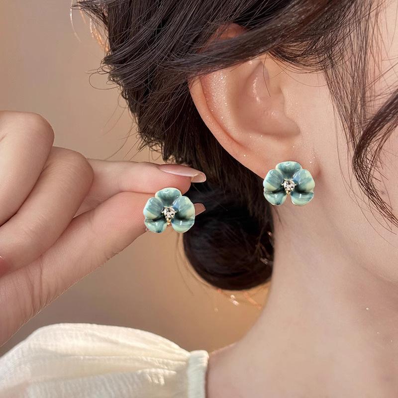 Silver needle drip glaze smudge flower unique temperament stud earrings women's exquisite niche earrings high-end light luxury earrings