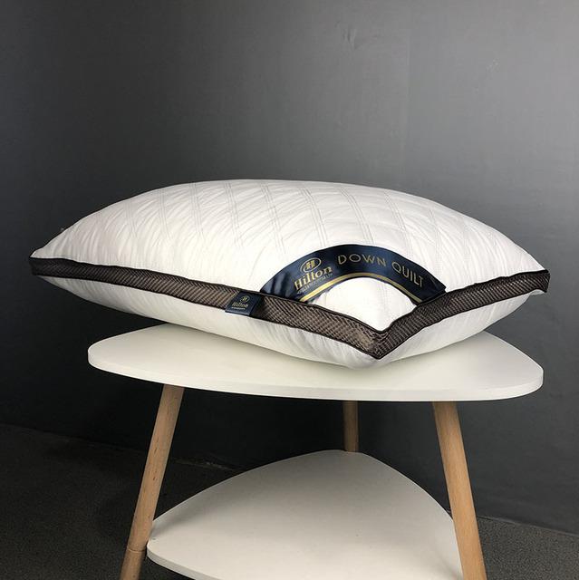 Chinese Natural Cotton Single Pillow 100% Polyester Fiber Orthopedic Neck Pillow Hotel Memory Pillow Healthy Sleep Stand 1PC