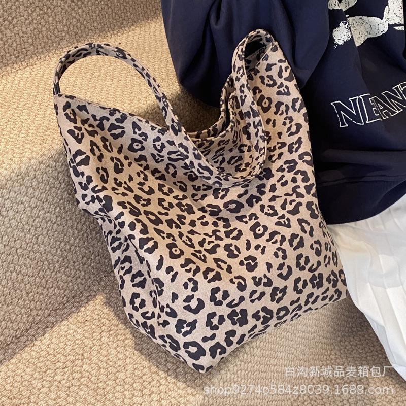 Korean version of retro leopard print shoulder bag women's 2025 trendy new fashion popular tote bag large-capacity canvas bag tide