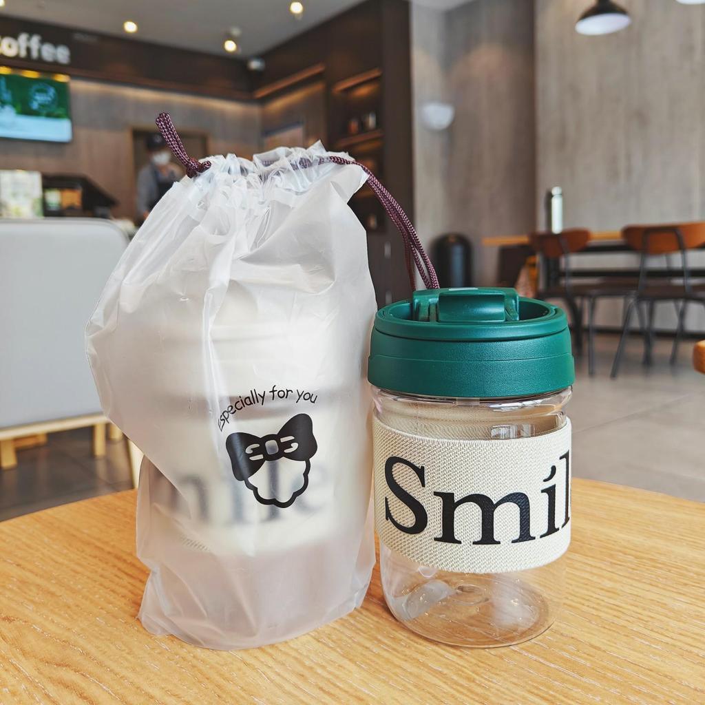 Stylish Double-Walled Anti-Scald Plastic Coffee Cup with Straw and Handle