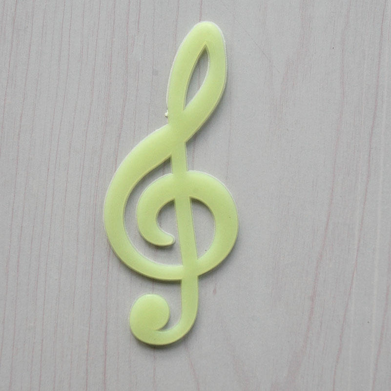 

Светящиеся в темноте наклейки в виде звезд и музыкальных нот для детской спальни, комнаты, домашнего декора стен зелёный