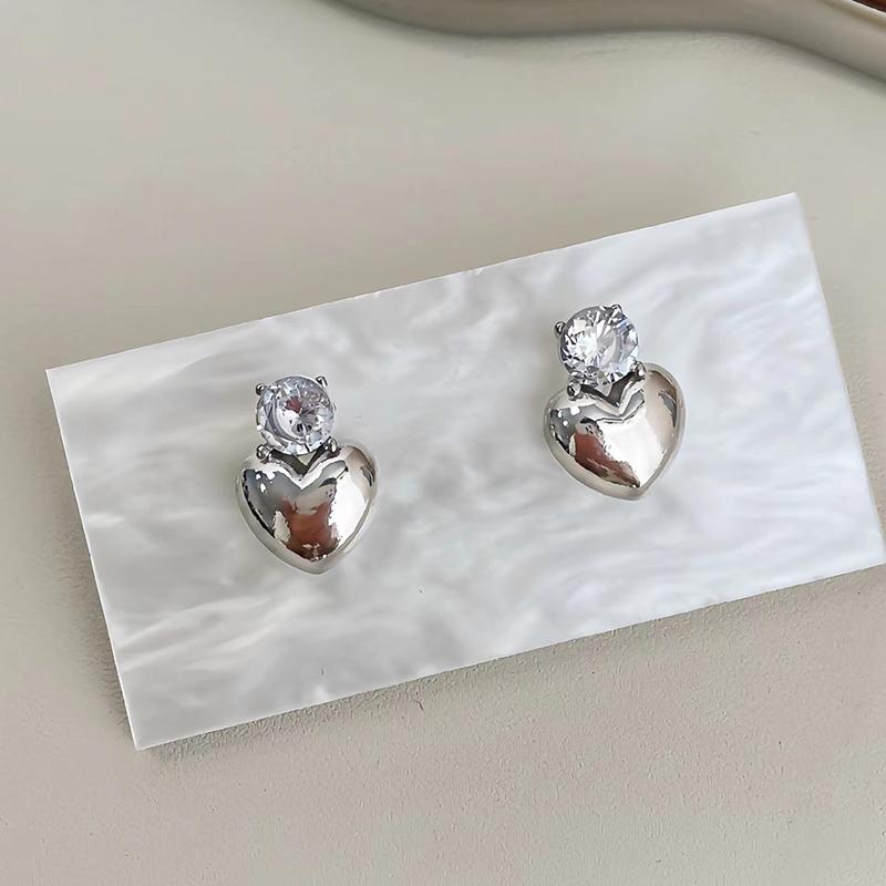 Y2K Style Square Crystal Heart Stud Earrings for Women Sweet Minimalism Love Geometric Zircon Ear Accessories Fashion Jewelry