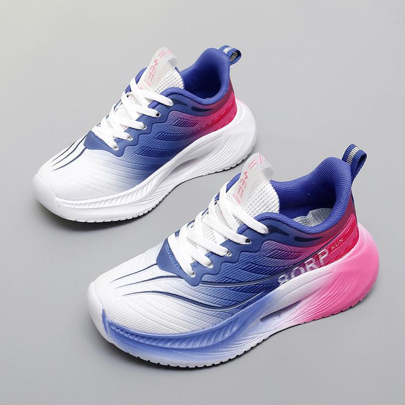 2025 spring and summer new children's sports shoes mesh breathable lightweight shock absorption middle and older children's shoes primary school stud
