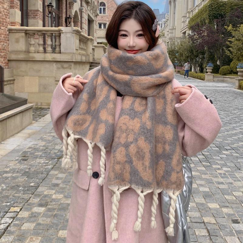 Women Winter Knit Scarf Headscarf Lady Retro Leopard Print Tassel Scarve Foulard Soft Thick Wrap Shawl Casual Fashion Korean New