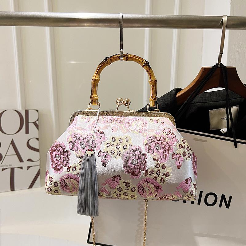 

Лето 2025 новая сумка женская в ретро стиле изысканный свадебный подарок с ципао китайский стиль вышивка цепочка на плечо серый