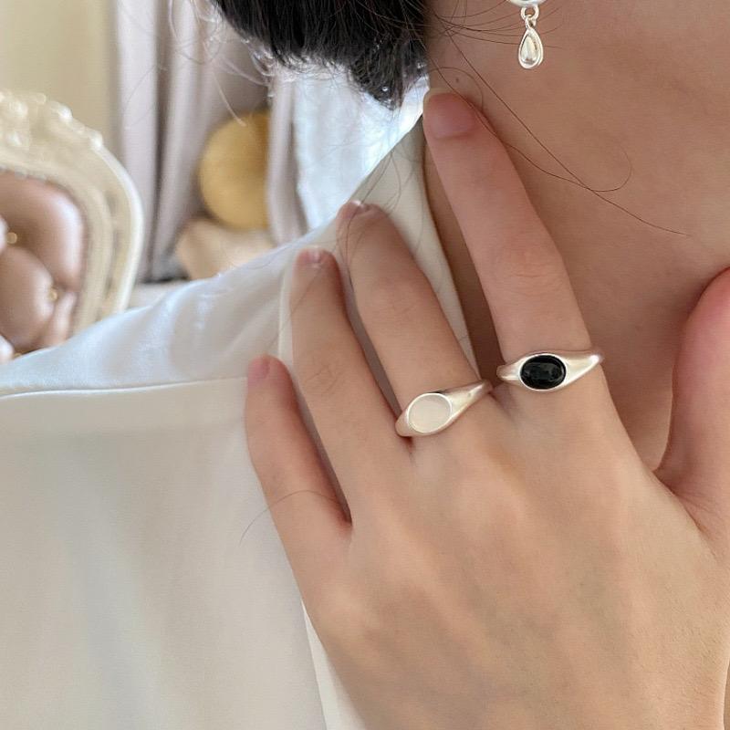 925 Sterling Silver Rings for Women Couple Minimalist Handmade Simple Black Stone Ring Fine Jewelry Gift Prevent Allergy