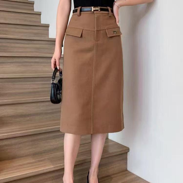 Spring 2026 Versatile High-Waisted Solid Color Midi Skirt 023