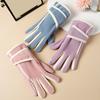 Accessories – Hansker, votter og fingerhansker