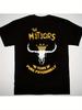 40. Jubiläum Meteor Band T-Shirt - Schwarzes Boho-Muster Tee mit Stierschädel- und Kronen-Design. Normale Passform