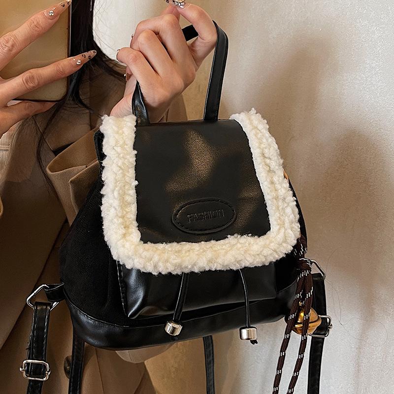 Niche Design Women's Backpack Autumn and Winter New Retro Fashionable Small Backpack Casual Commuting Travel Backpack