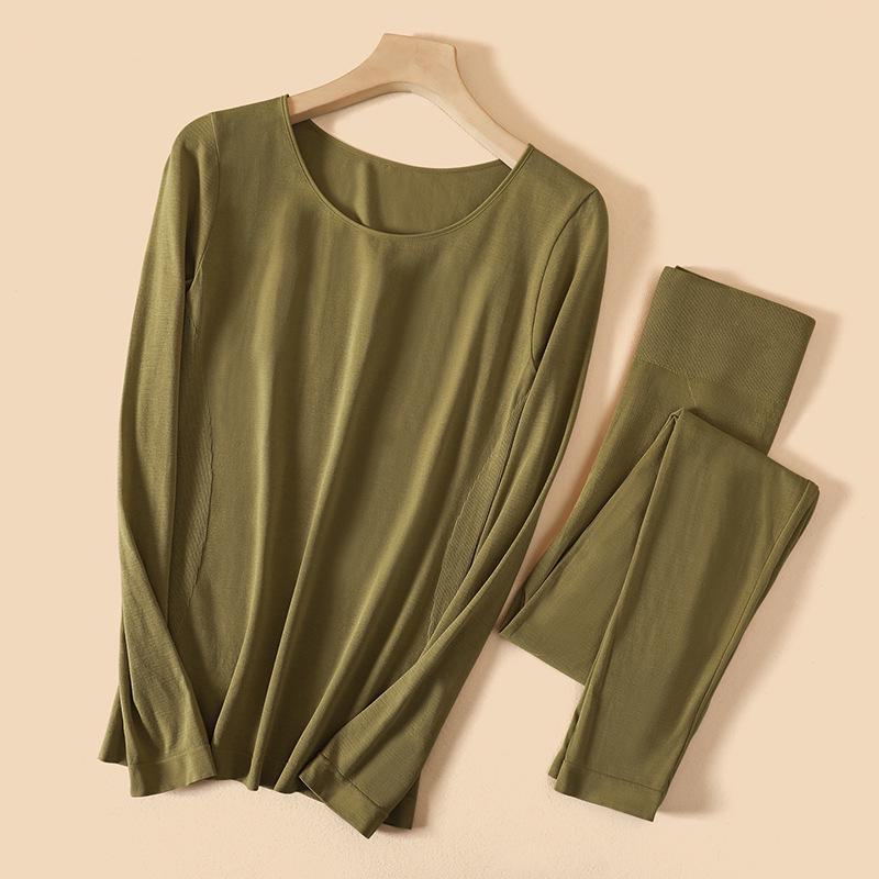 "Women's Seamless Cashmere Protein Thermal Underwear Set: Slim Fit, Body-Shaping for Autumn & Winter"