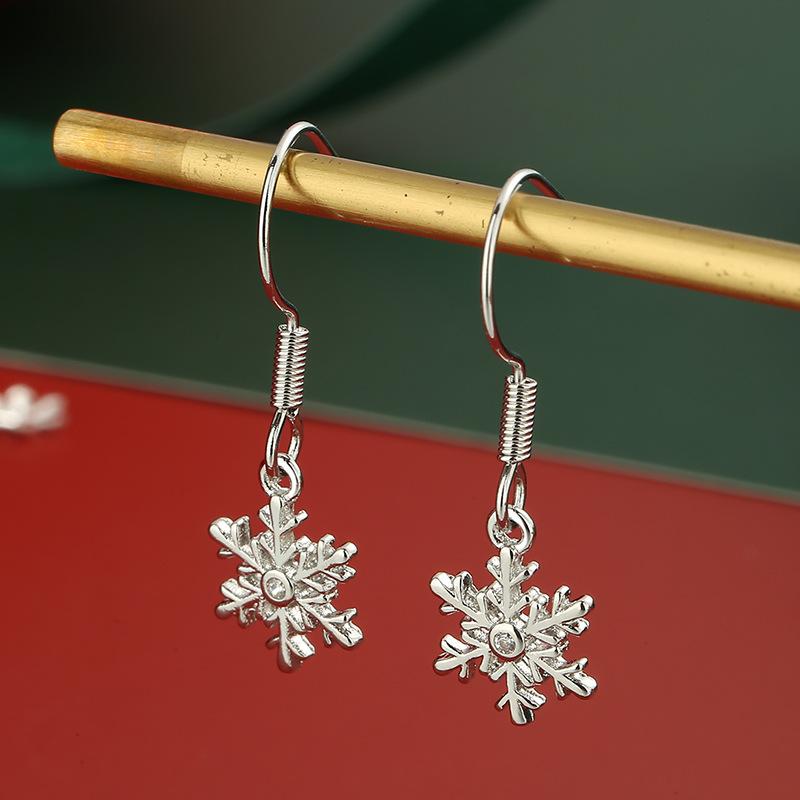 Christmas Series Elk Snowflakes and Deer Antlers Fresh Red Sweet Temperament Earrings