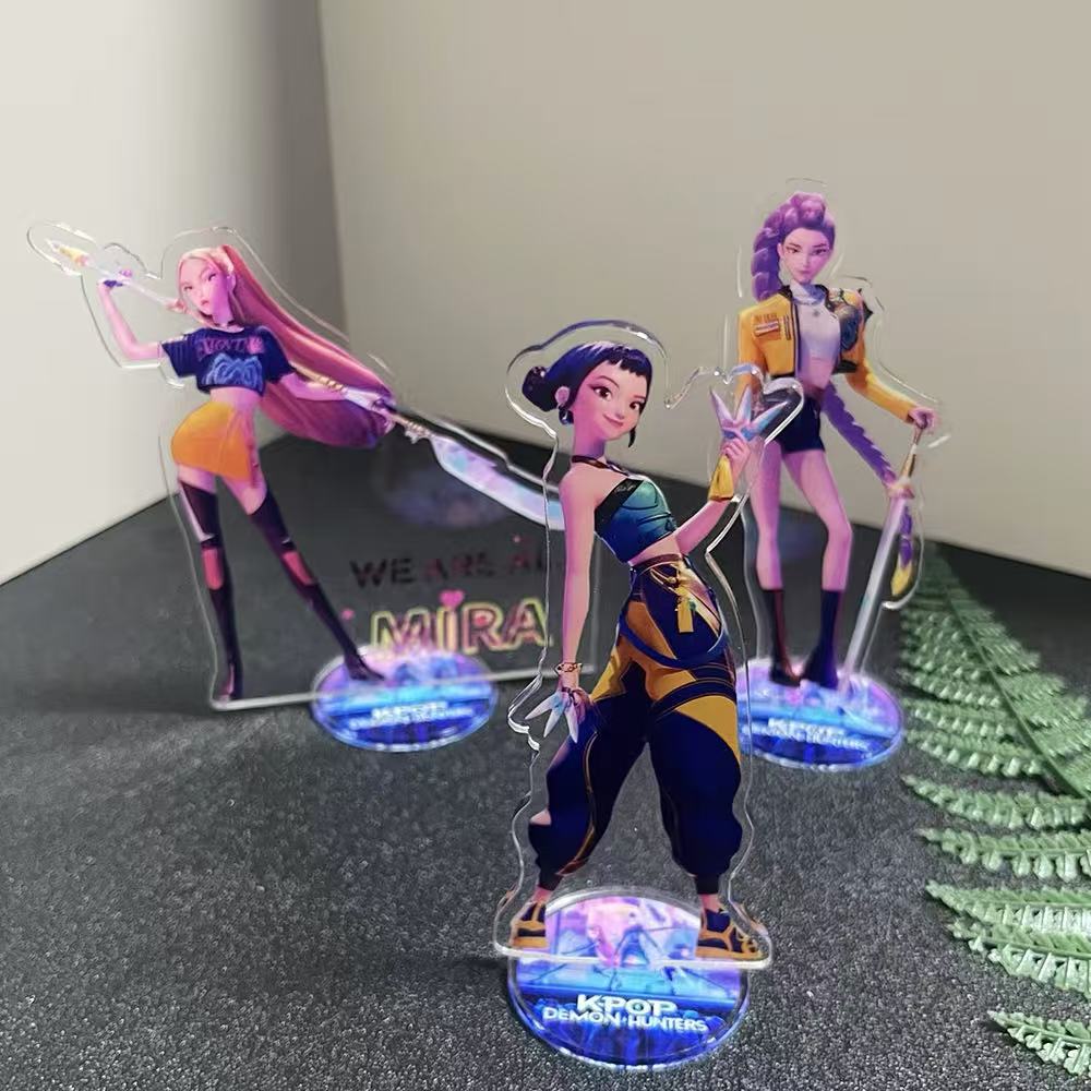KPop Lovci Démonů Rumi Mira Zoe Akrylový Klíčenka - Stojící Talířky Dekorace na Batoh Přívěsek Ozdoba Doplňky Hračka