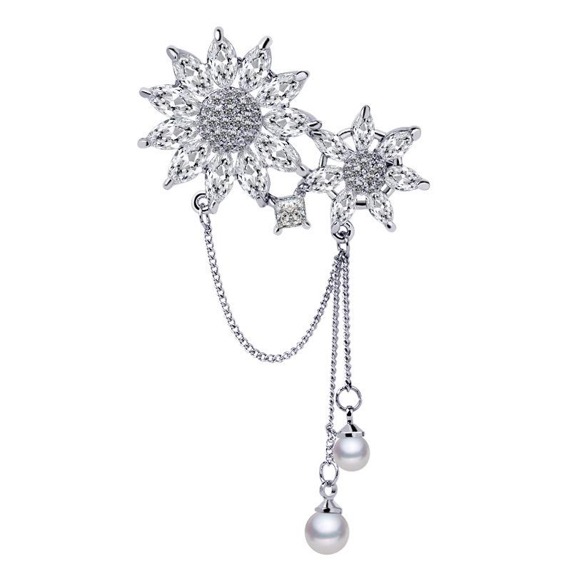 Bo Xin Yun Elegant Cubic Zirconia Daisy Brooch for High-End Suit Coats