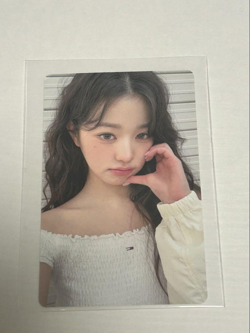 

[USED] Wonyoung Trading Card Tommyjeans Korea Exclusive