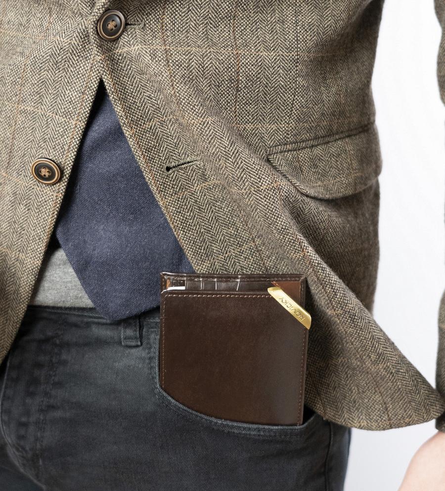 Men's horizontal wallet with gold accent, natural grain leather - Rovicky