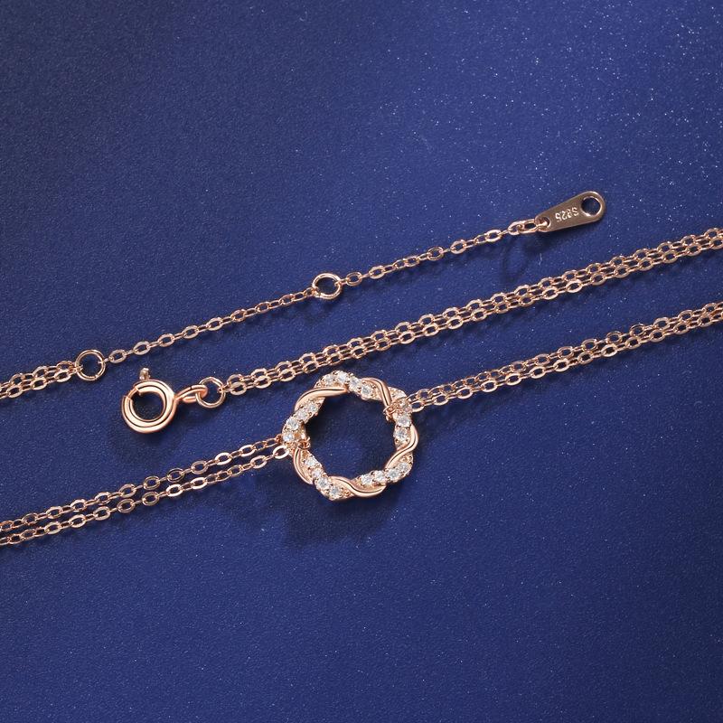 Lucky Wreath Necklace Female Mori Small Fresh Fashion Versatile Temperament High Design Pendant Female