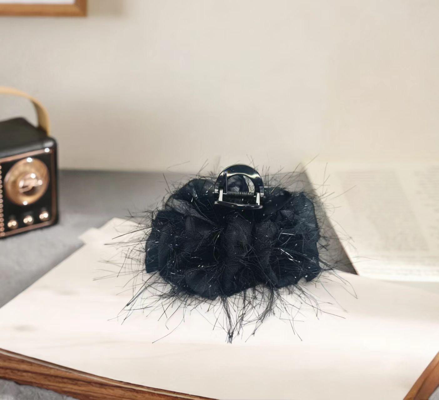 High-Grade Large Tassel Feather & Cloud Bubble Hair & Shark Claw Clips