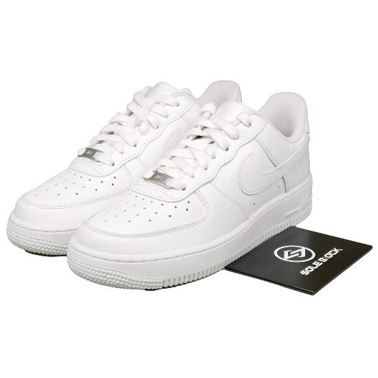

Nike Air Force 1 07 Triple White Wmns DD8959-100 Женские размеры EU 38 белый
