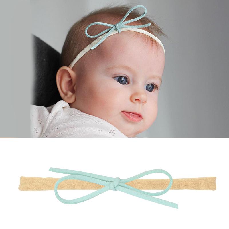 Baby-Stirnband-Set aus Nylon und Baumwolle: Stirnbänder mit Schleife und Leinen in Geschenkbox.