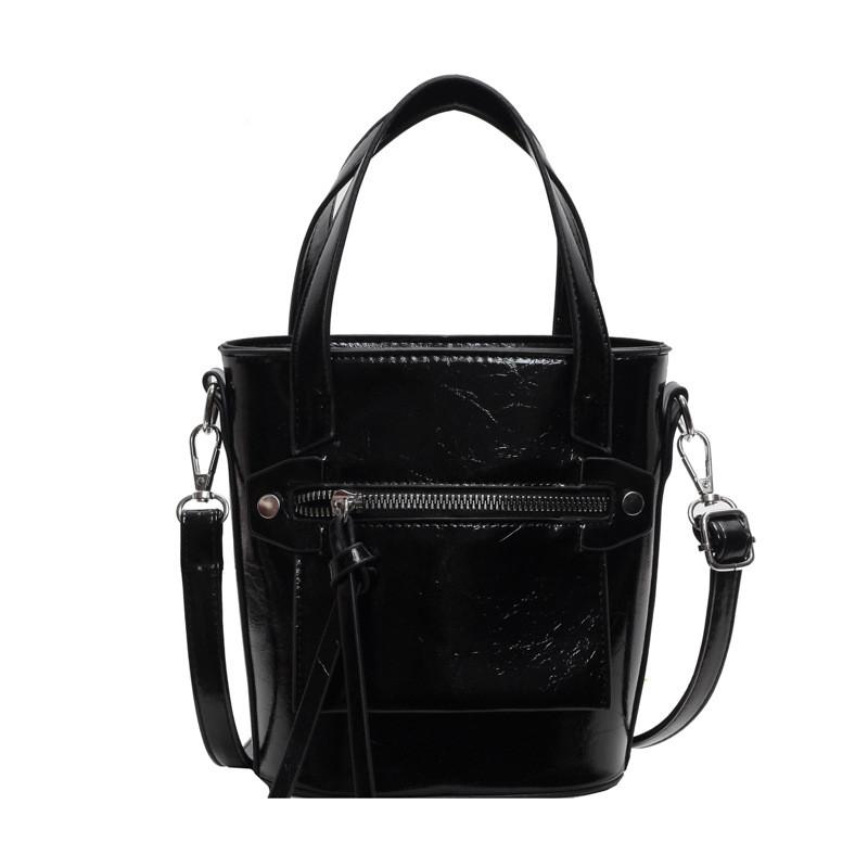Ielgy High-End Oil Wax Leather Bucket Bag Fashionable All-Match Portable Shoulder Bag Niche Cross-Body Bag