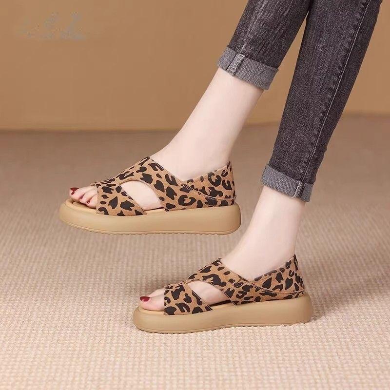 

Summer women s thick-soled one-pedal versatile foreign style two-wear sandals 2025 new comfortable and not tired women s sandals 40