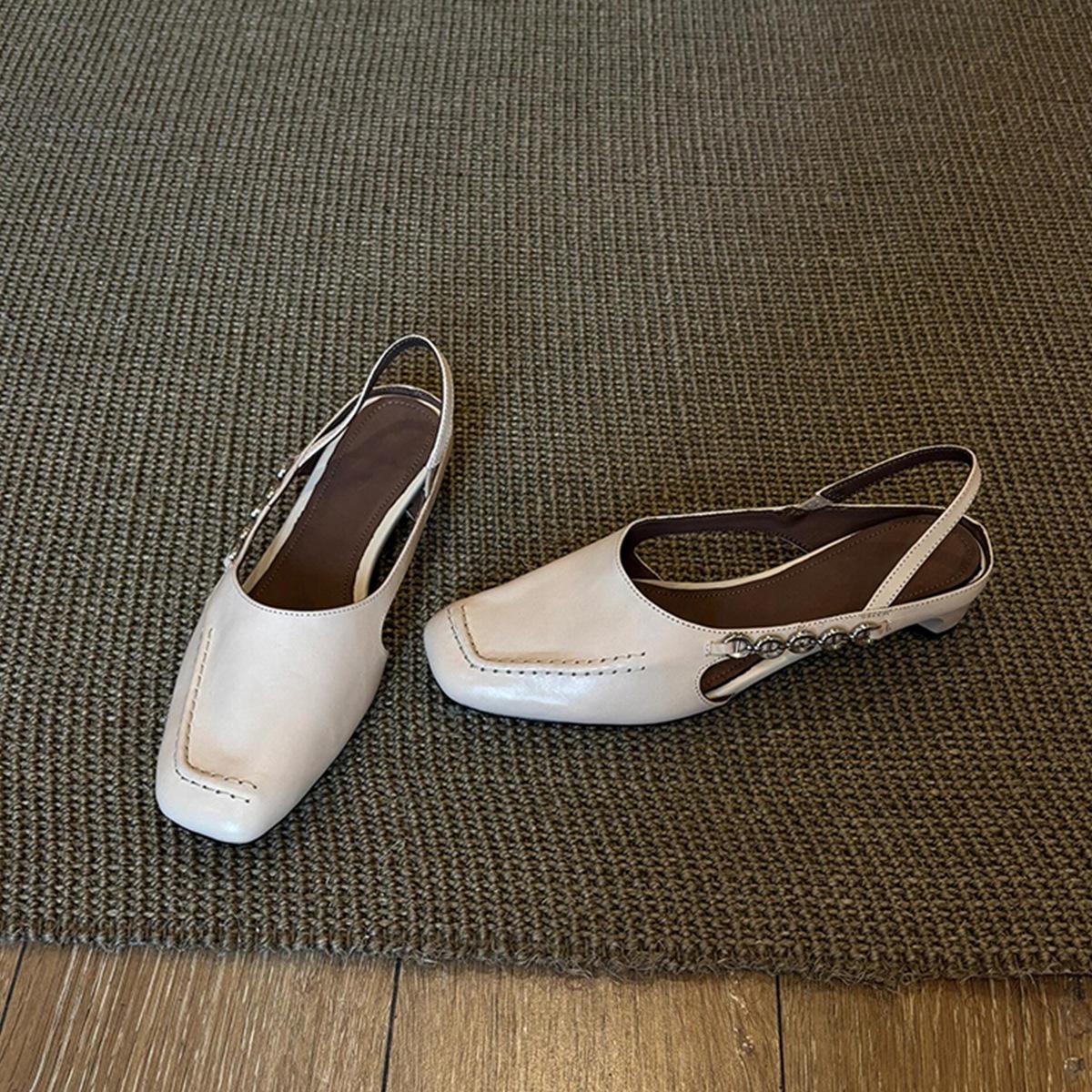 

Овчина~ Полые и дышащие туфли с сумкой на носке женские металлические цепочки низкий каблук ремешок сзади модные сандалии женские с открытой пяткой одинарные туфли 40