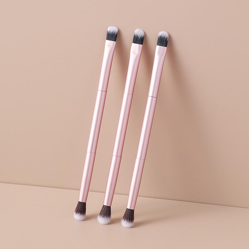 All-Aluminum Dual-Ended Eyeshadow & Highlighter Brush for Contouring