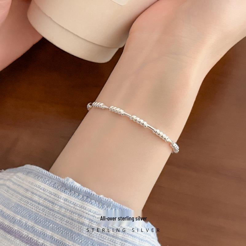 Cui Yan S925 Sterling Silver Korean Twist Bracelet for Women - Simple, Versatile, Open Cuff Design.