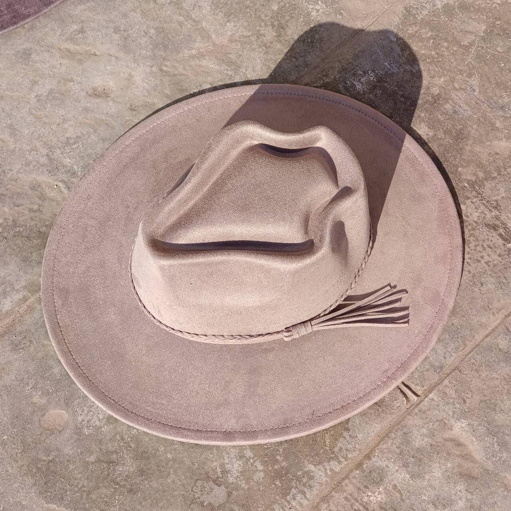 Vegan Suede Arrow-shaped Cap Women's Hat with Variousaccessoriesmen'sfedora Distressed Suede Hat Bohemianstylehat Men'sstraw Hat