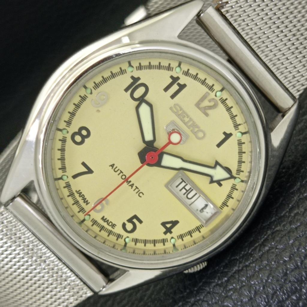 

Б/У винтажные мужские часы SEIKO 5 AUTOMATIC 7S26A из Японии с бежевым циферблатом a434528-2 R121-a434528