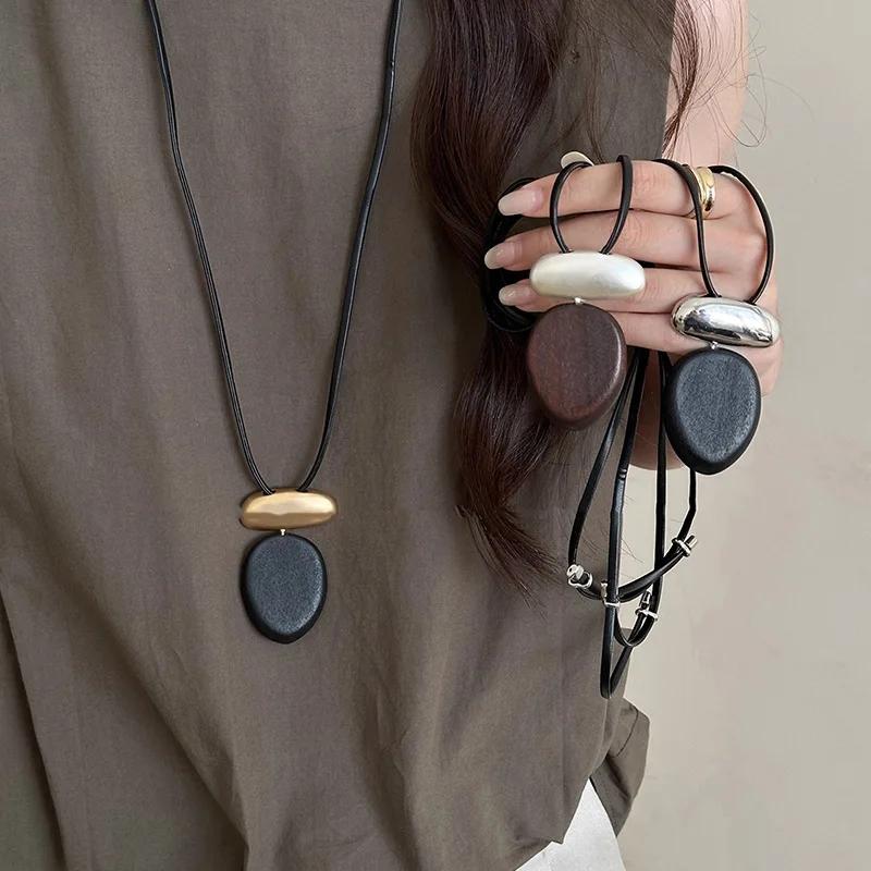 Necklace for Women Minimalist Matte Metal Block Adjustable Leather Rope Sweater Chain Jewelry Vintage Wooden Oval Pendant