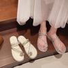 Strass Zehensandalen für Damen im Sommer, Neuer Französischer Exquisiter Feenstil mit Rock Weichsohlige Flachsohlige Coole Hausschuhe