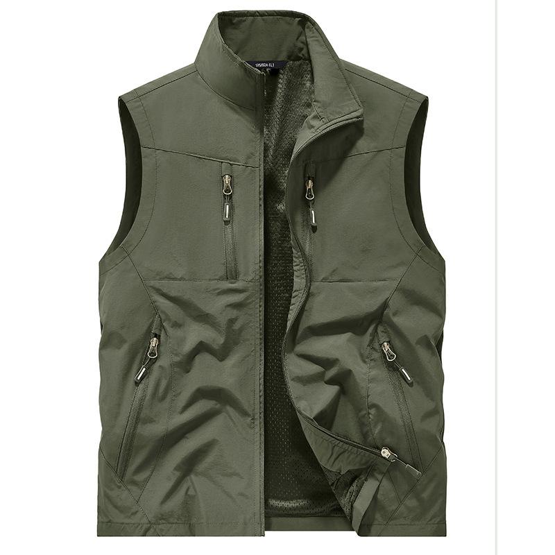 New outdoor vest men's multi-pocket middle-aged and young loose vest tooling casual jacket vest