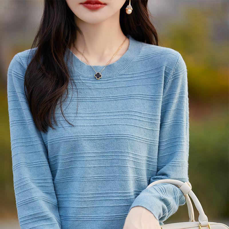 New Women's Plus Size Thick Wool Sweater - Round Neck, Loose Fit, Knitted Pullover for Autumn and Winter