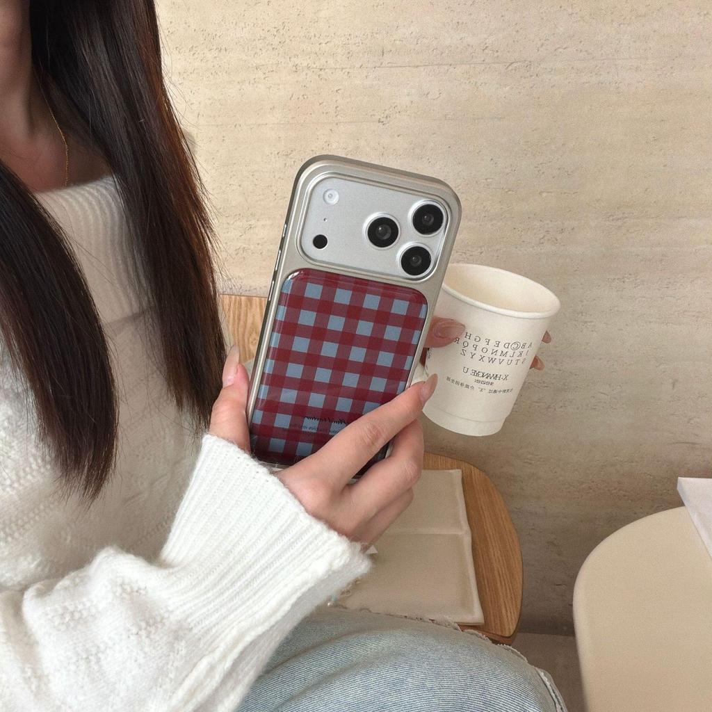 Retro Plaid Color Block Resin Phone Case for iPhone 17 Pro Max