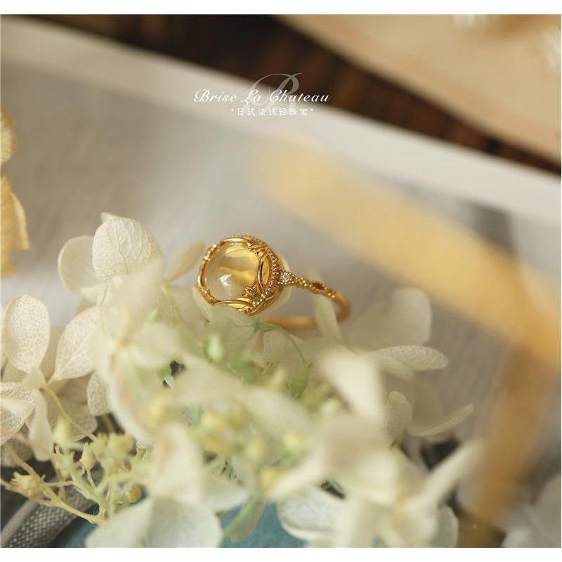 

Honey, wealth is unstoppable Muse simple lace pattern natural egg surface citrine same light luxury versatile ring Adjustable opening