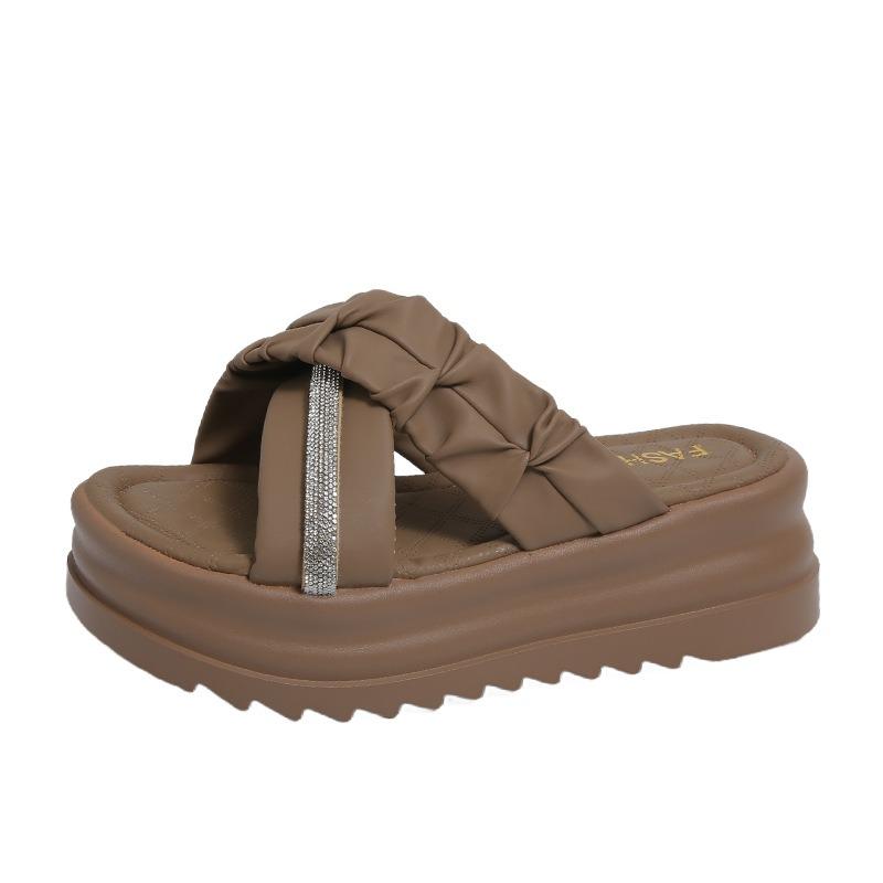 

New thick-soled heightened rhinestone cool slippers for women who wear beach one-word slippers in summer 40 хаки
