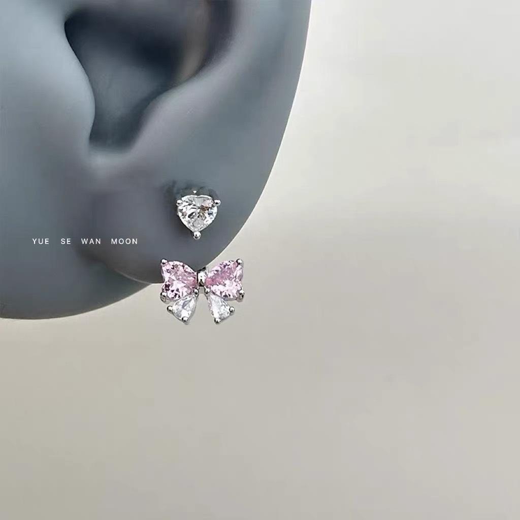 Изысканные серьги-гвоздики в форме подковы с цирконием и титаном, украшенные бантом-сердцем - Универсальный японско-корейский стиль